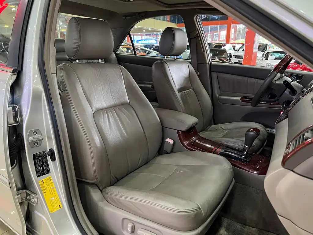 Camry 2005 2.4 Luxury Edition