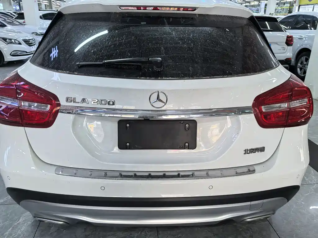 Mercedes-Benz GLA 2016 GLA 200 Fashion