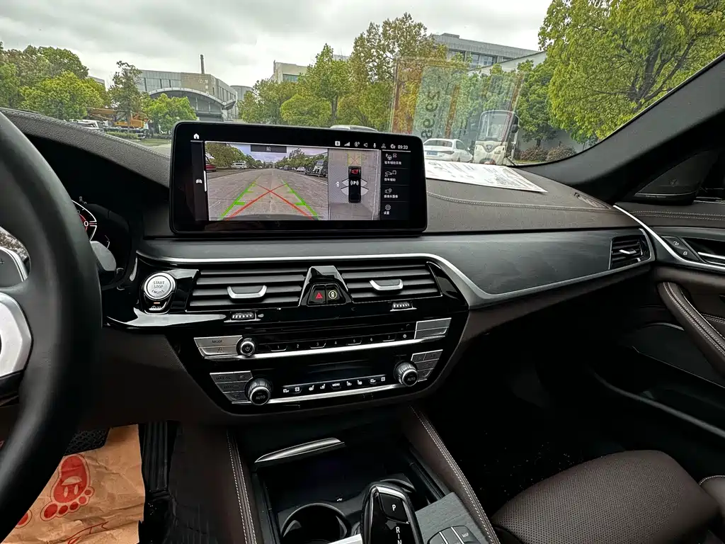BMW 5 Series 2023 530Li Exclusive Edition M Sport Package