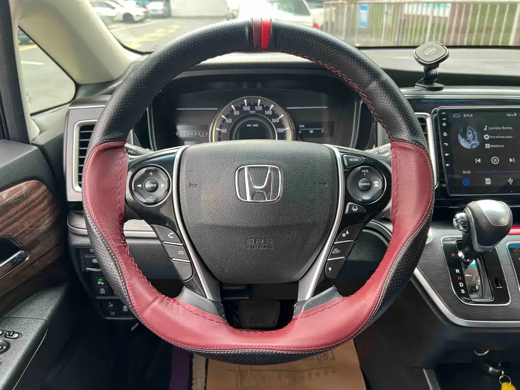 Honda Elysion 2016 2.4L Supreme Edition