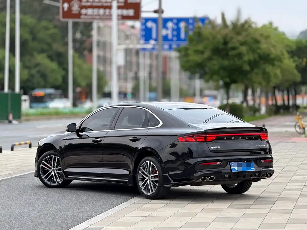 Geely Preface 2023 1.5TD Kunlun Edition