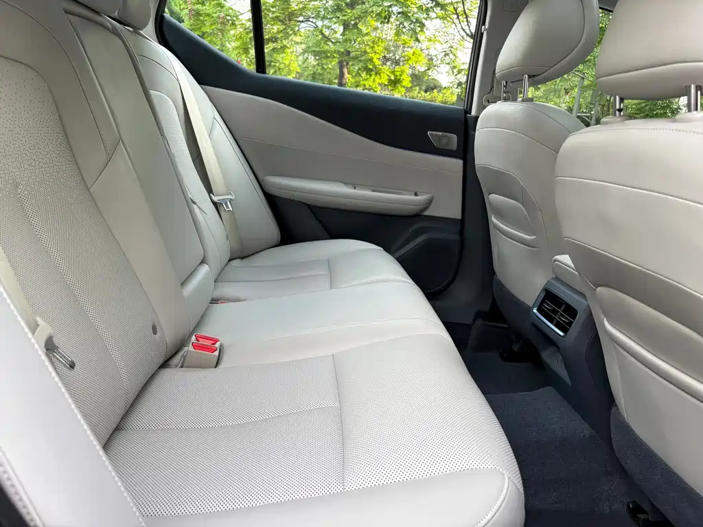 Nissan Altima 2026 HarmonyOS Cockpit 2.0T Flagship Edition