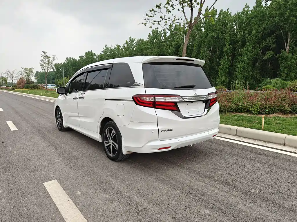 Honda Odyssey 2015