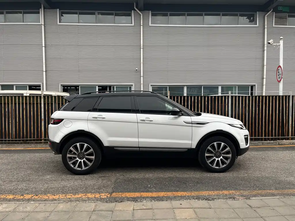 Range Rover Evoque 2018 240PS SE Dynamic Edition