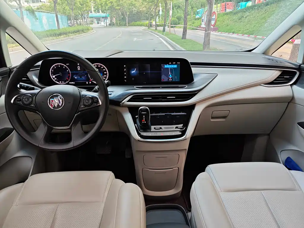 Buick GL8 2023 ES Luxury Comfort Trim
