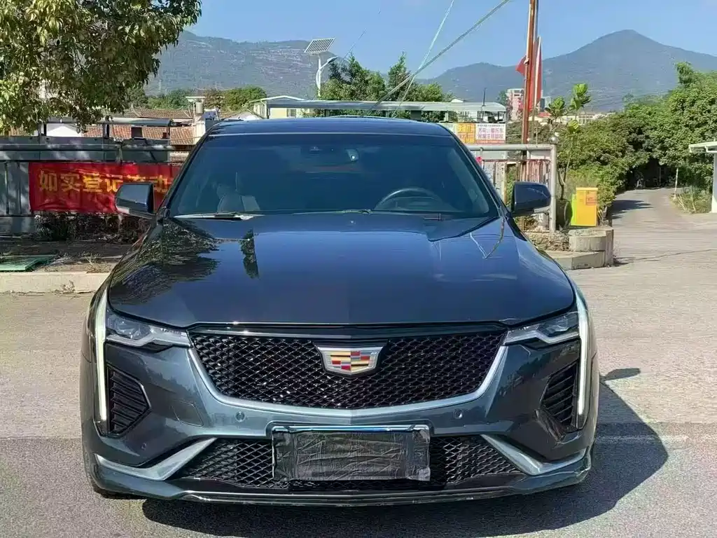Cadillac CT4 2020 28T Fashion Edition