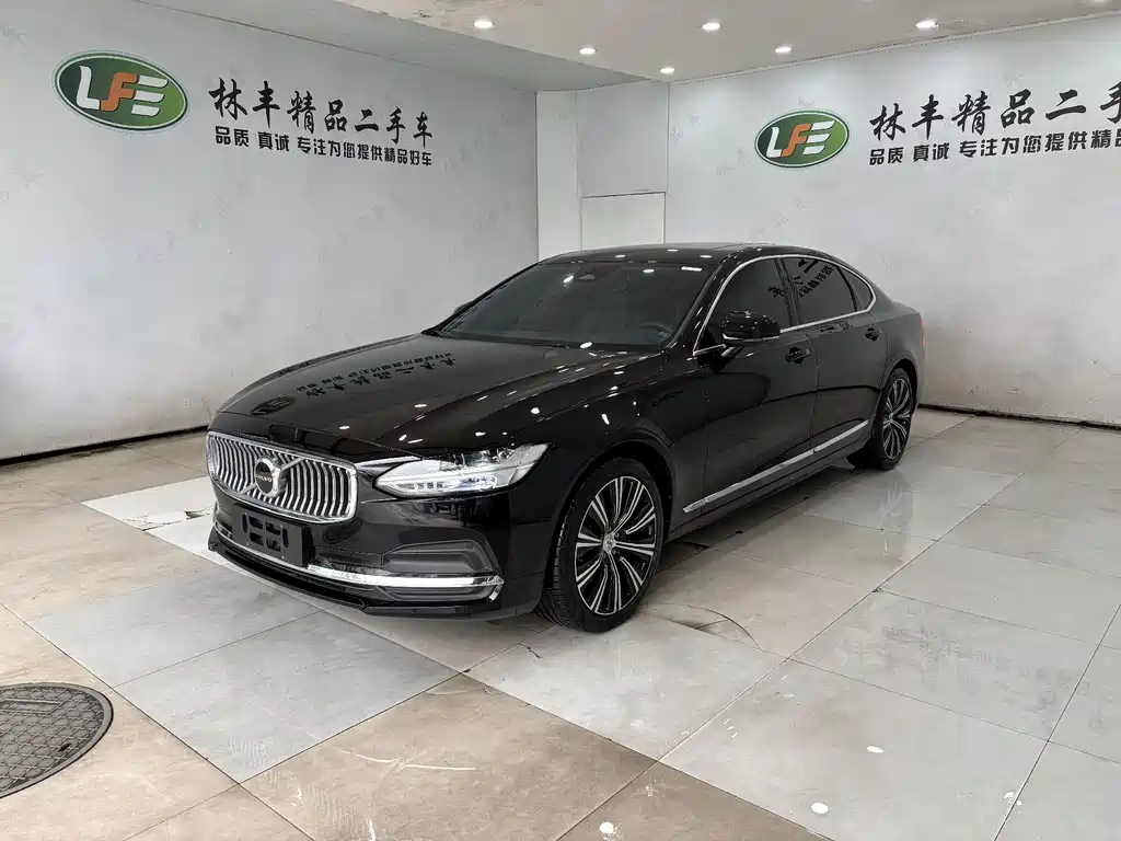 Volvo S90 2025 B5 Inscription