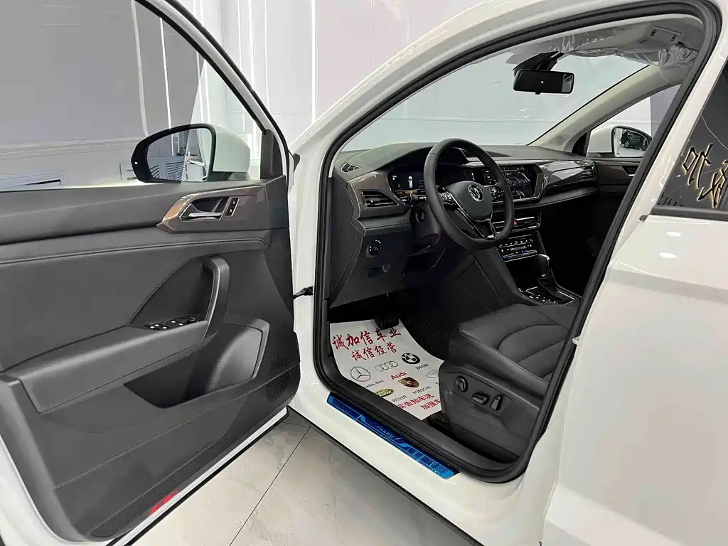 Volkswagen Tharu 2022 280TSI 2WD Luxury Edition