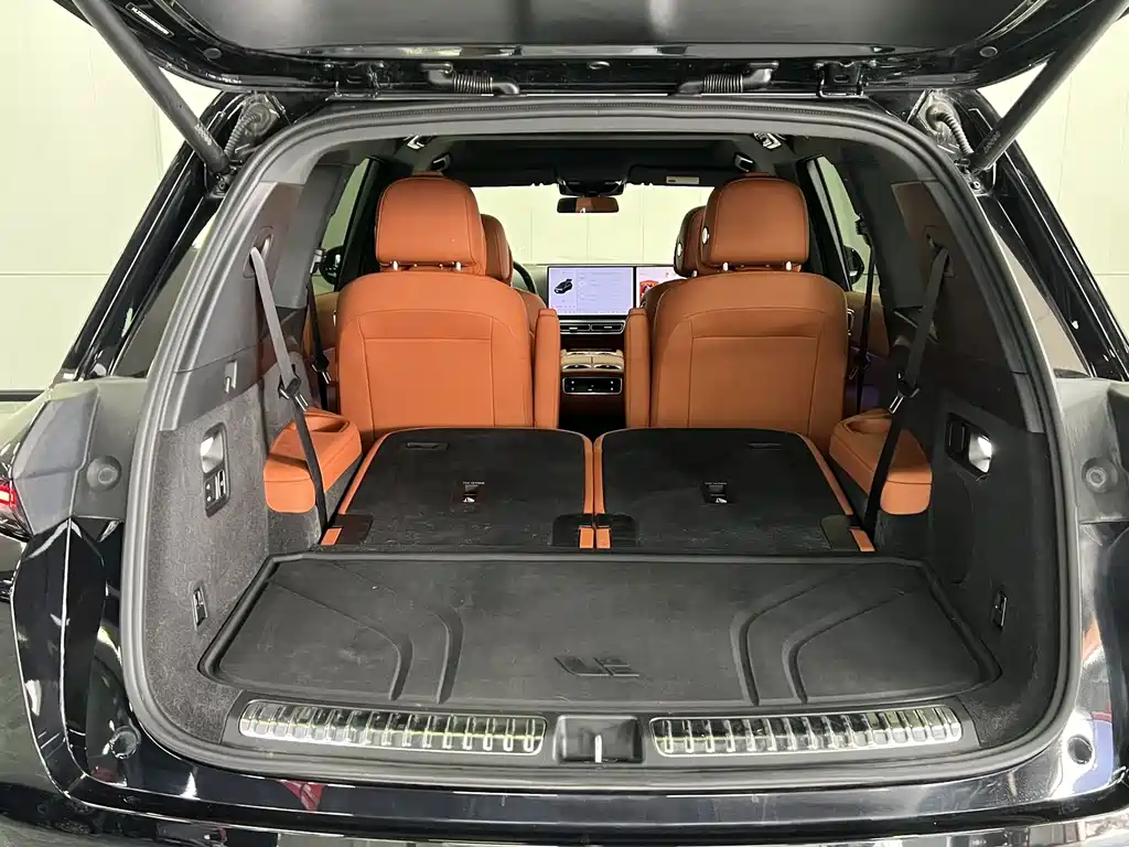 Li Auto L8 2024 Pro