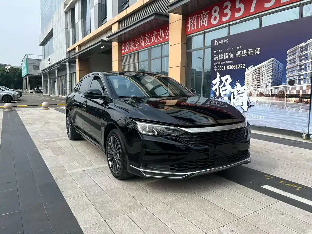 Dongfeng Aeolus Yixuan MAX 2021 1.5T Super Stylish Dad Edition