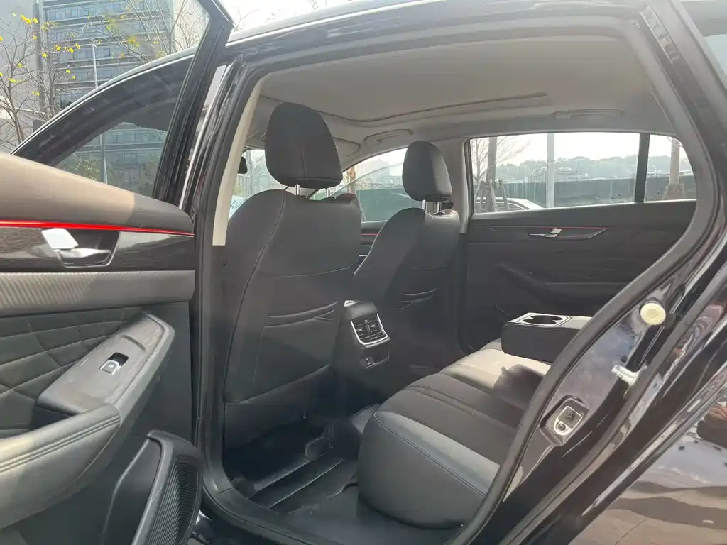 Dongfeng Aeolus Yixuan MAX 2021 1.5T Super Stylish Dad Edition