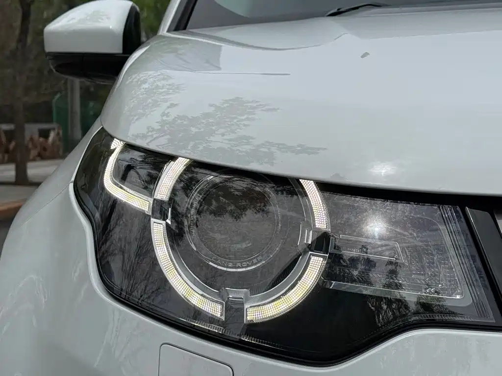 Land Rover Discovery Sport 2018 240PS SE
