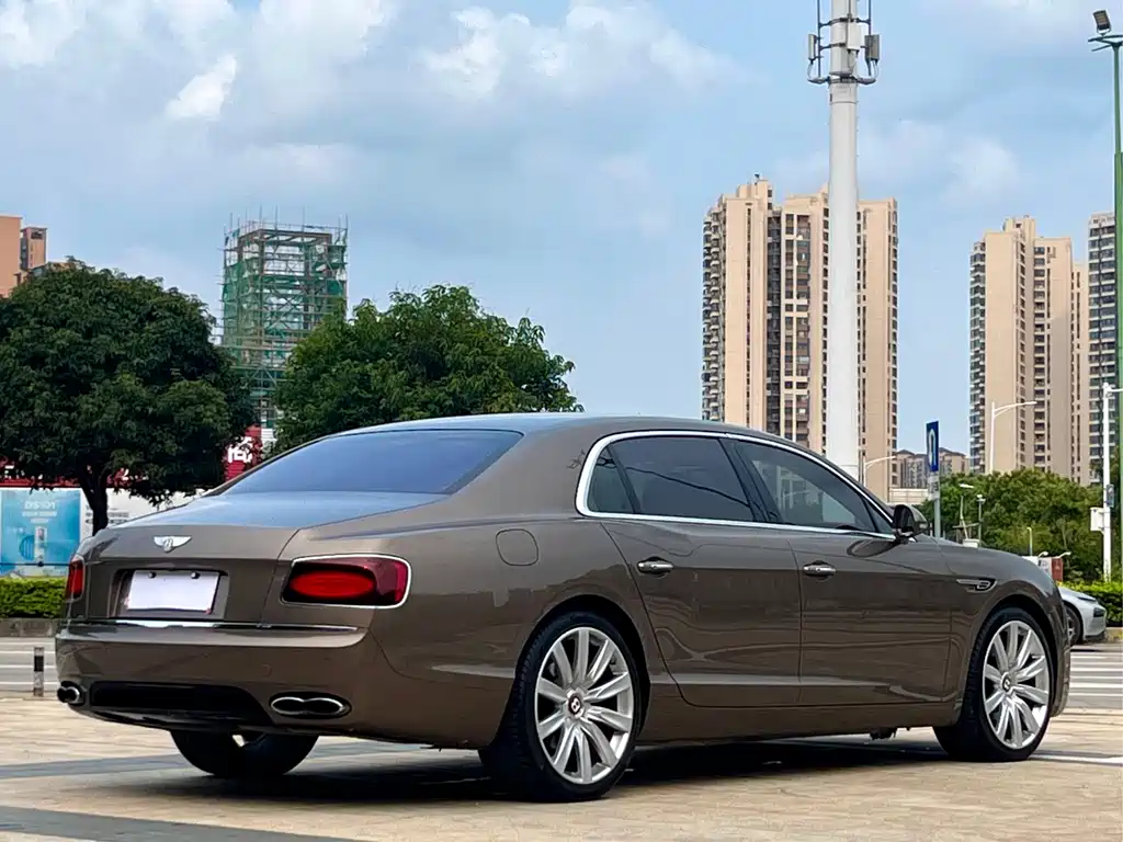 Bentley Flying Spur 2017 4.0T V8 S Standard Edition
