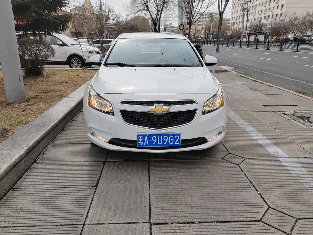 Chevrolet Cruze 2015 1.5L Classic SE AT