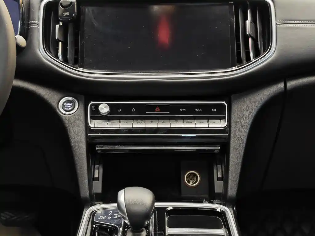 GAC Trumpchi GS8 2020 390T FWD Luxury Smart Connect Edition (7-Seater)