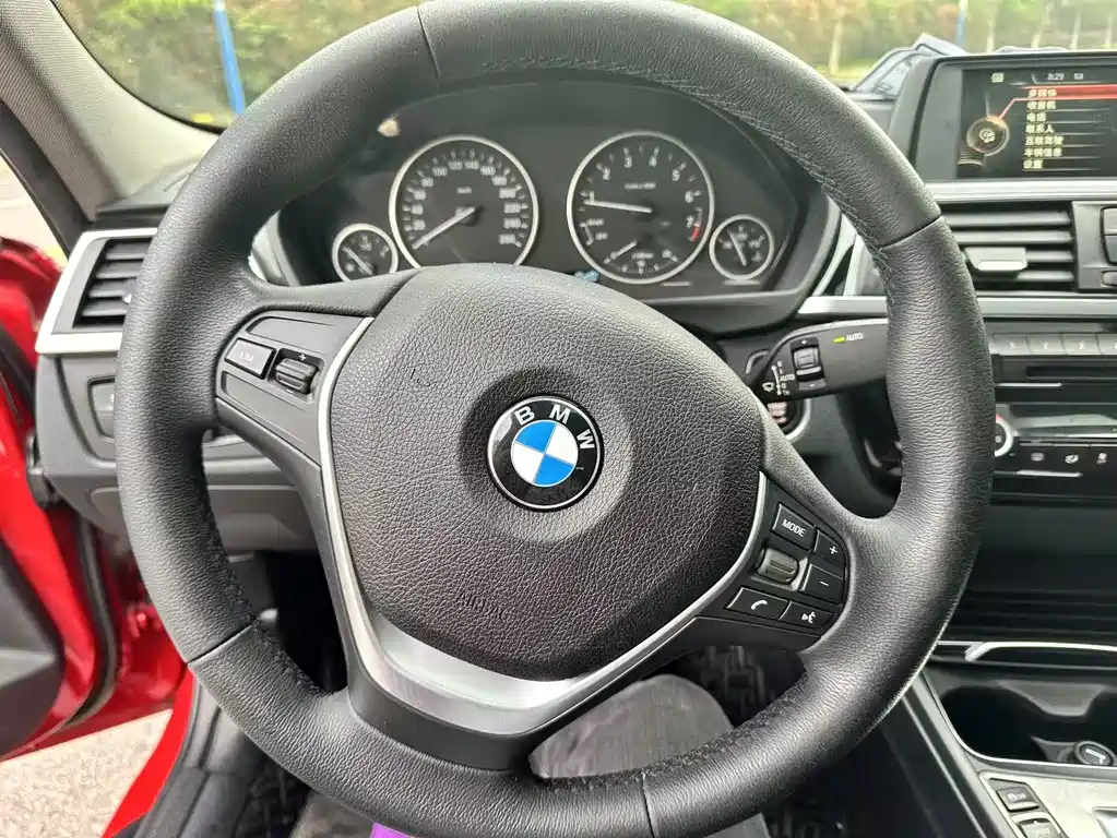 BMW 3 Series 2017 320Li Luxury