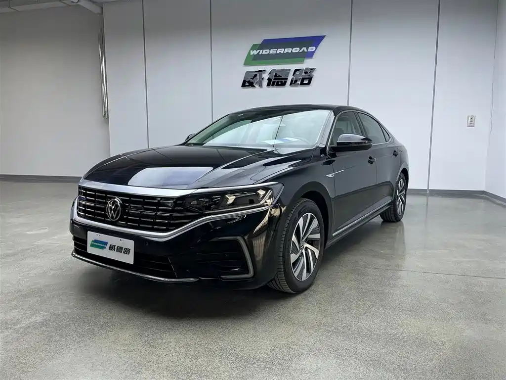 Volkswagen Passat PHEV 2023 430PHEV Hybrid Elite Edition