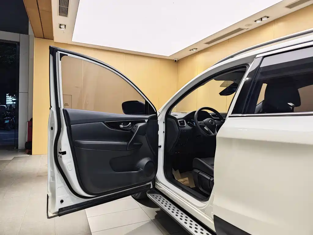 Nissan Qashqai 2021 2.0L CVT Intelligent Edition