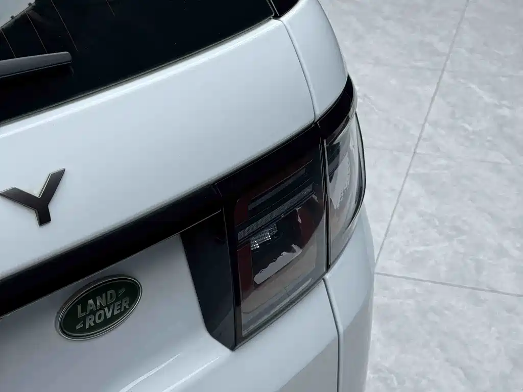 Land Rover Discovery Sport 2020 249PS R-Dynamic Performance Edition
