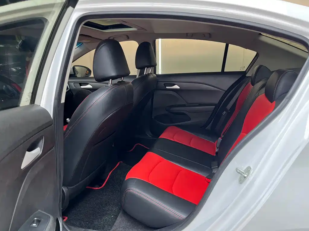 Chevrolet Cavalier 2019 320 Automatic Enjoy Edition with Sunroof