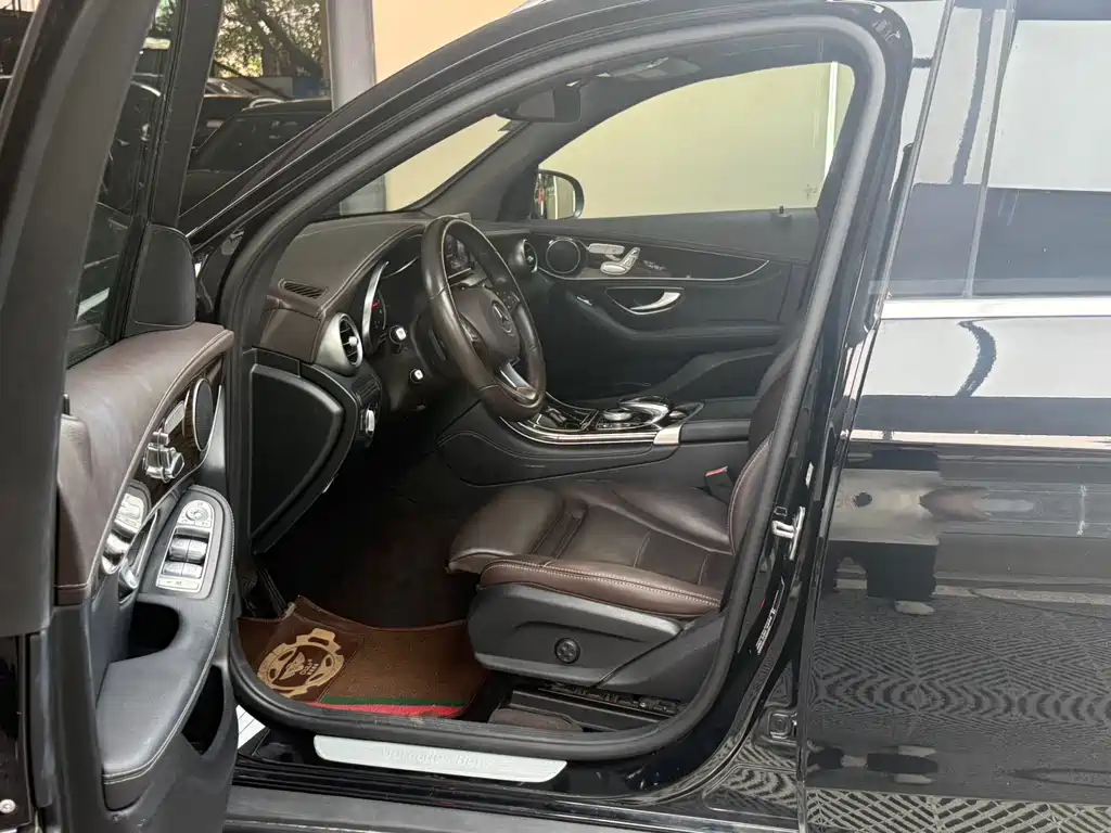 Mercedes-Benz GLC 2018 GLC 260 4MATIC Dynamic