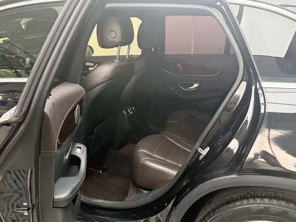 Mercedes-Benz GLC 2018 GLC 260 4MATIC Dynamic