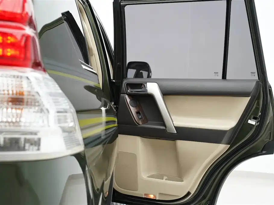 Toyota Prado 2010 4.0L Automatic VX NAVI