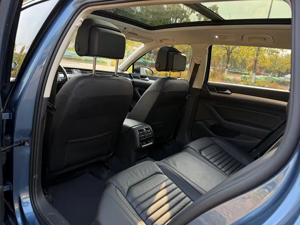 Volkswagen Passat Alltrack 2018 380TSI FWD Comfort