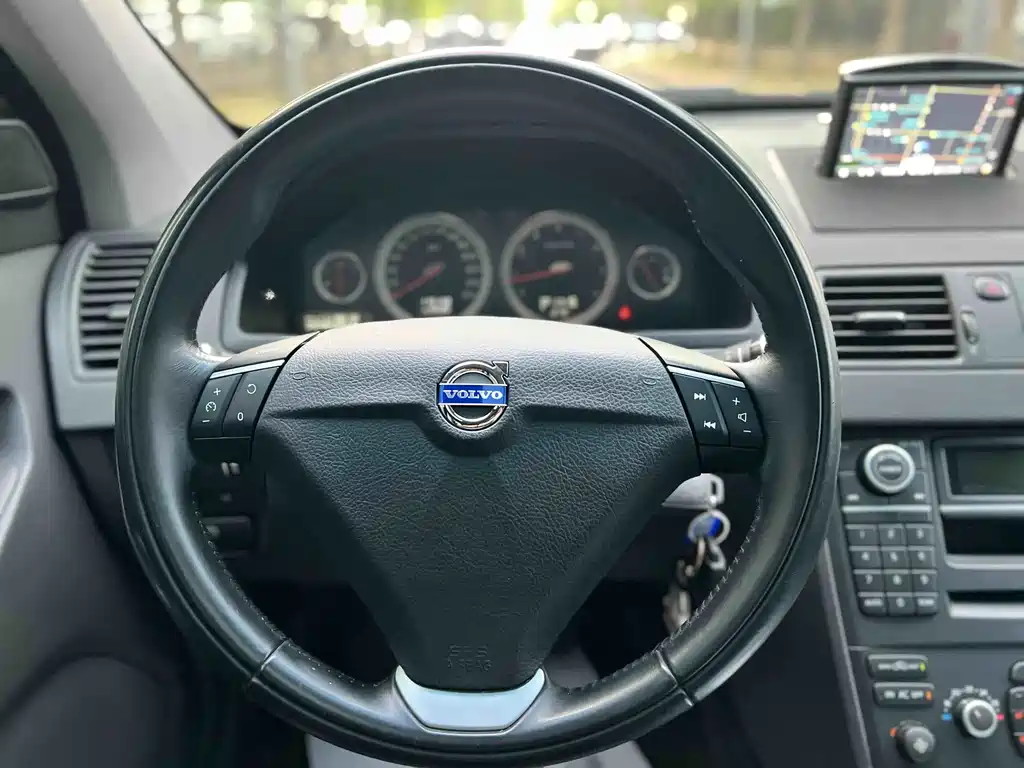 Volvo XC90 2013 2.5T T5 Luxury Upgrade Edition