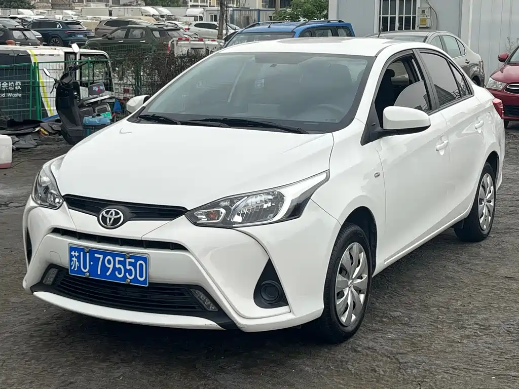 Yaris L 2021 1.5L CVT Leading Edition