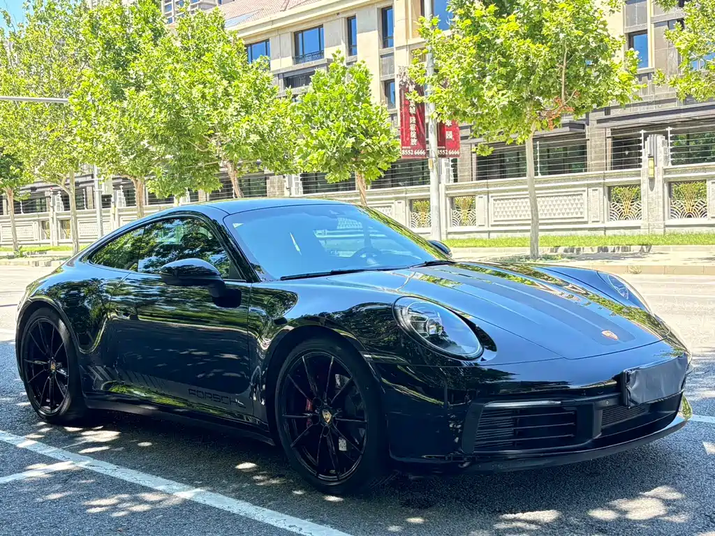 Porsche 911 Carrera 3.0T 2022