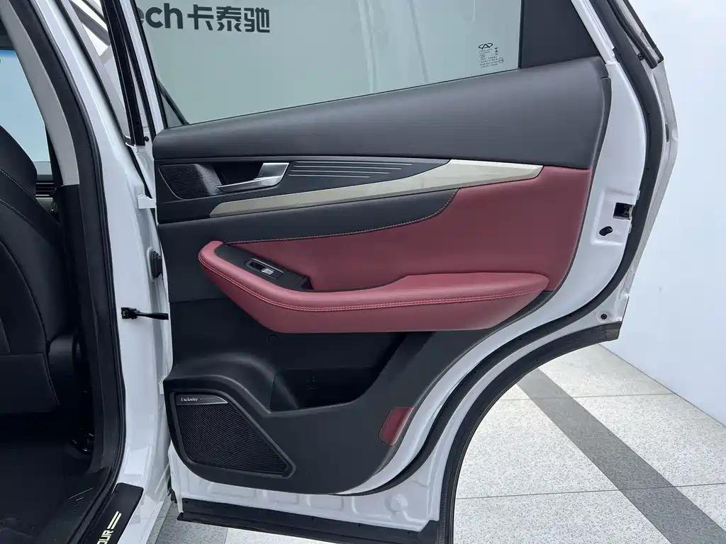 Jetour X70 2023 1.5T DCT Chaoyue PRO Edition 5-Seater