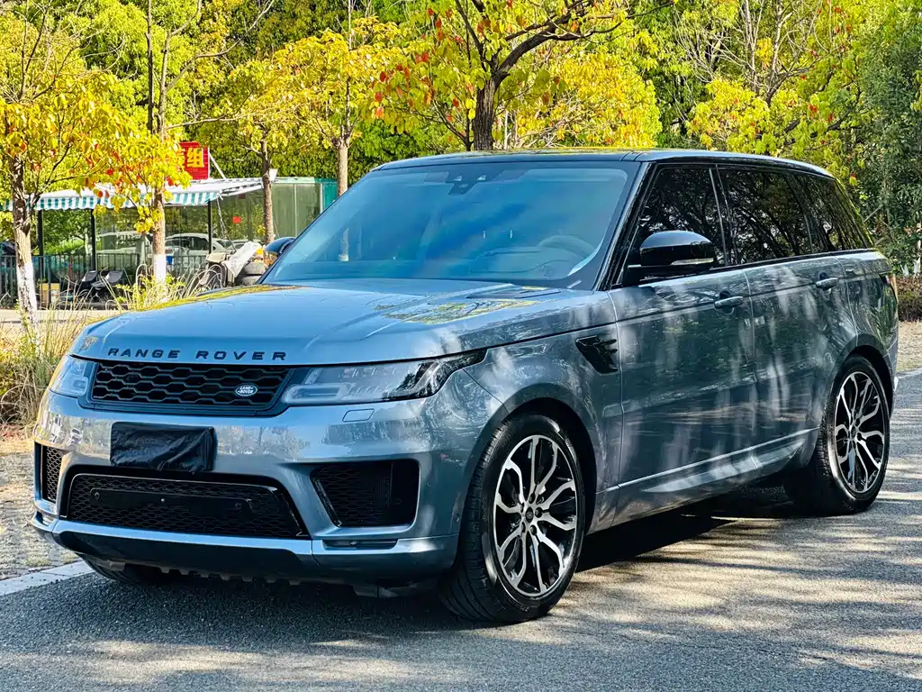 Range Rover Sport 2021 3.0L inline-six Black Edition
