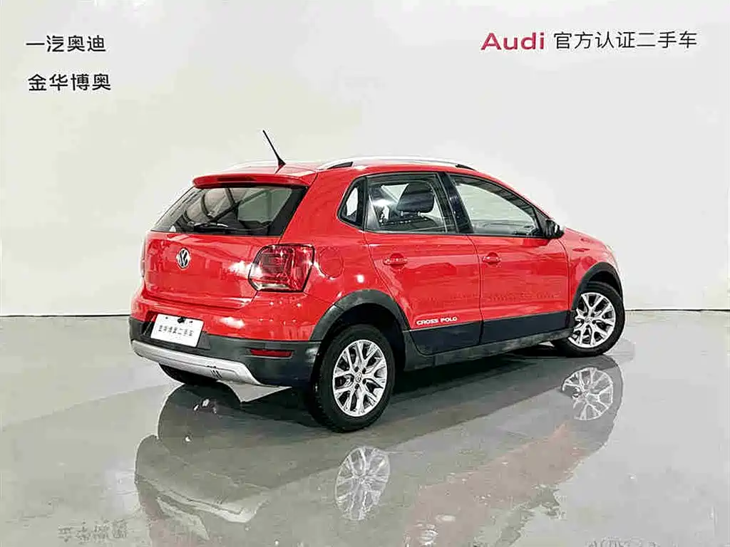 Volkswagen Cross Polo 2014