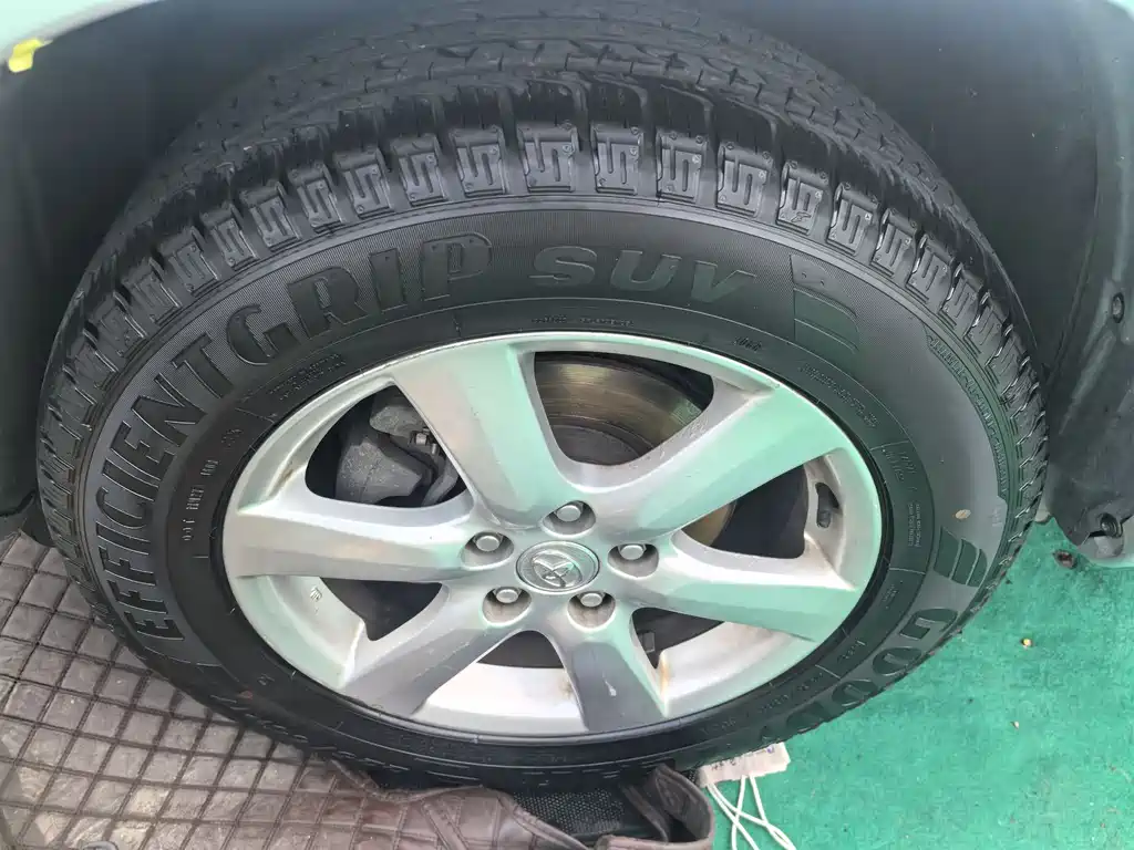 2006 Toyota RAV4 2.4 Luxury (Import)