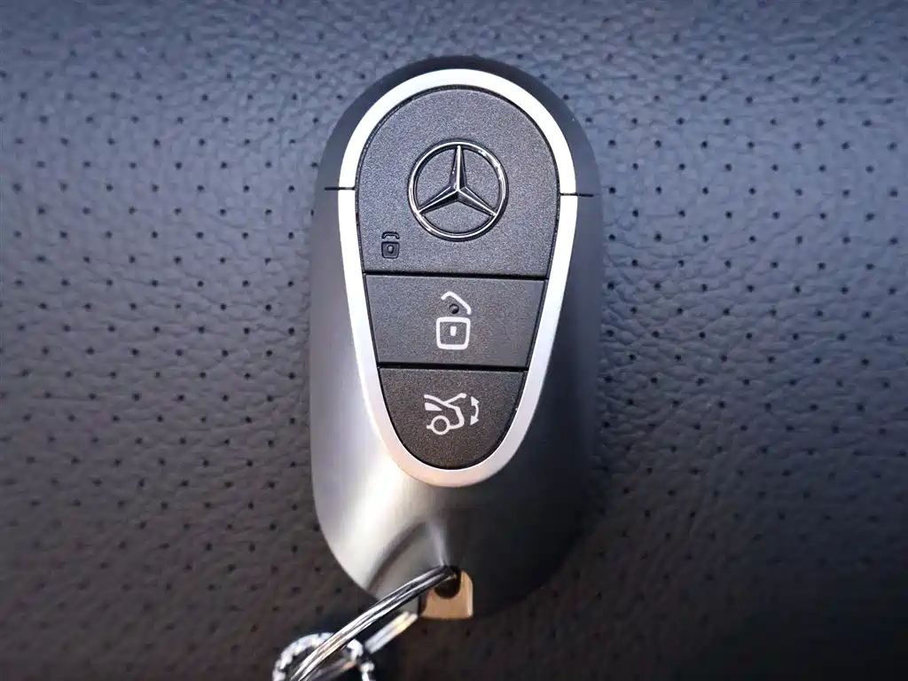 Mercedes-Benz C-Class 2023 C 200 L Sport