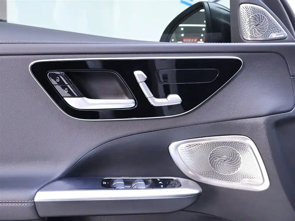 Mercedes-Benz C-Class 2023 C 200 L Sport