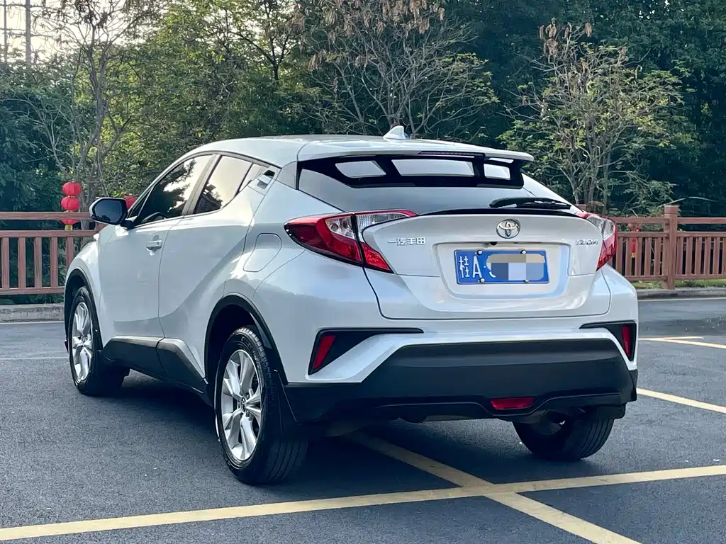 Toyota IZOA 2023 2.0L Yixiang Edition