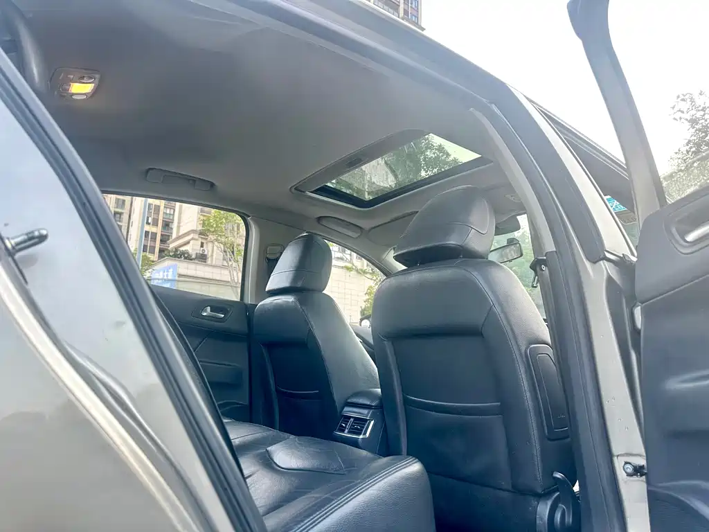 Citroën C4L 2014 1.6THP Auto Intelligent Drive Edition