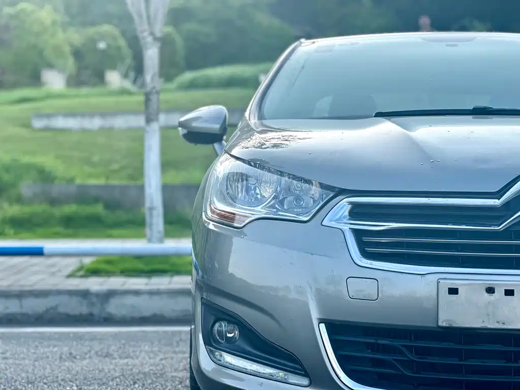 Citroën C4L 2014 1.6THP Auto Intelligent Drive Edition