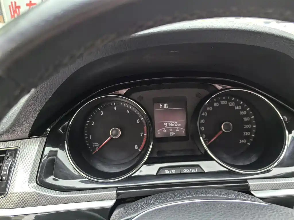 Bora 2018 230TSI DSG Comfort