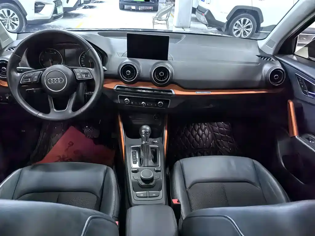 Audi Q2L 2018 35 TFSI Fashion Elegant Edition China VI