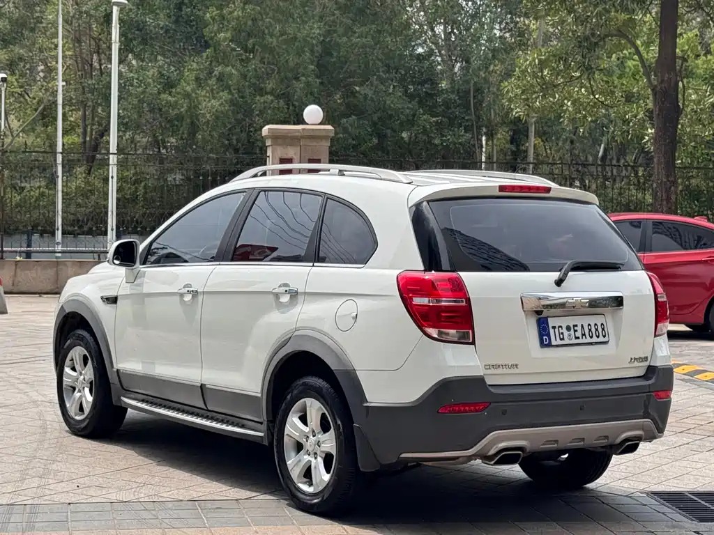 Chevrolet Captiva 2015 2.4L 2WD 7-Seater