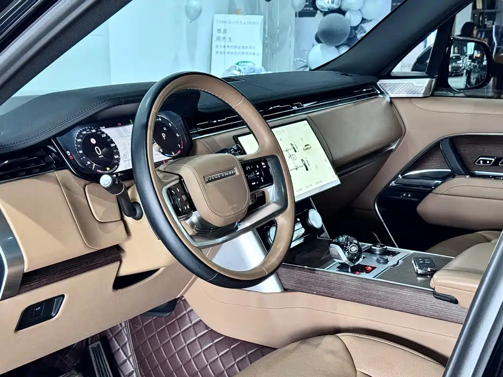 Range Rover 2023 3.0 L6 400PS Creation Extended Edition