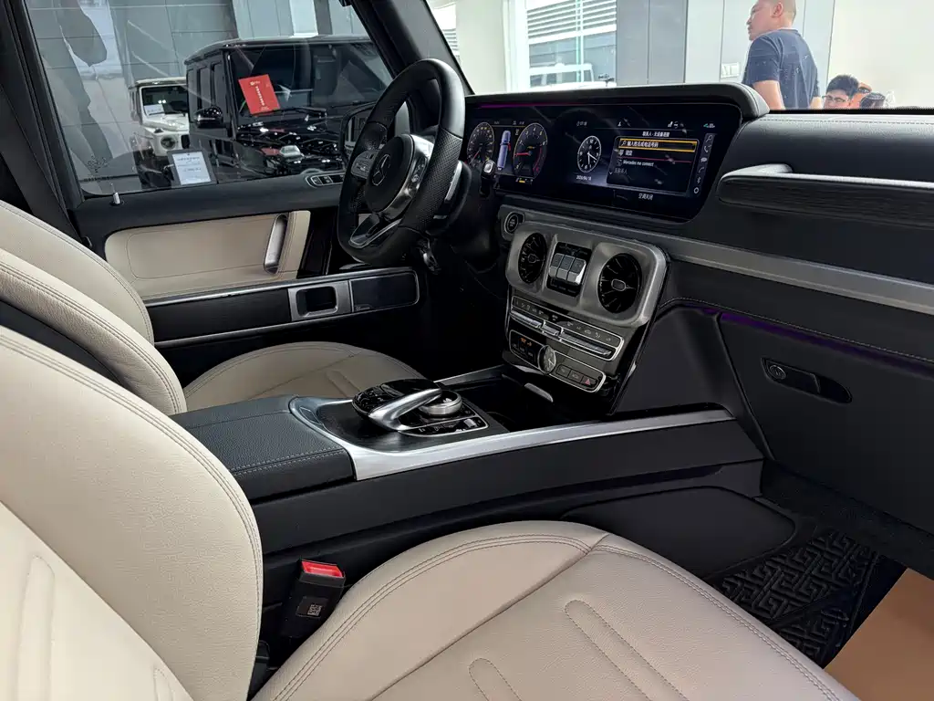 Mercedes-Benz G-Class 2024 G 350