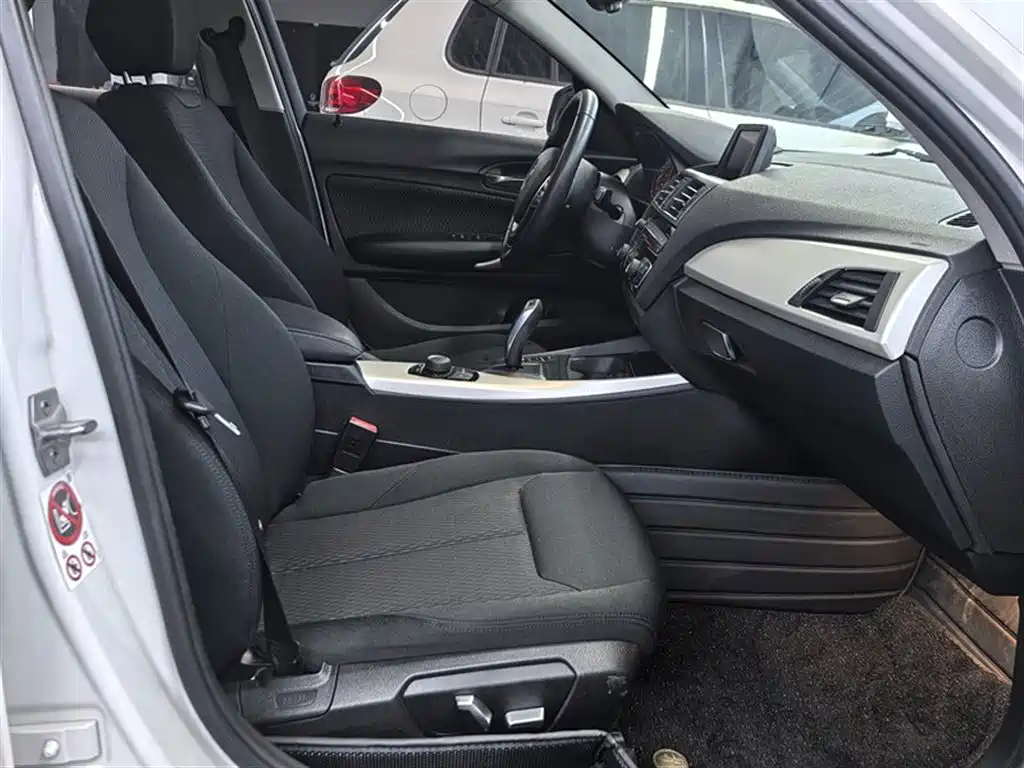 BMW 1 Series Import 2015 120i Leading Edition