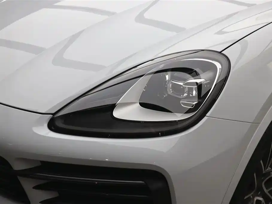 Porsche Cayenne Coupé 3.0T Platinum Edition 2023