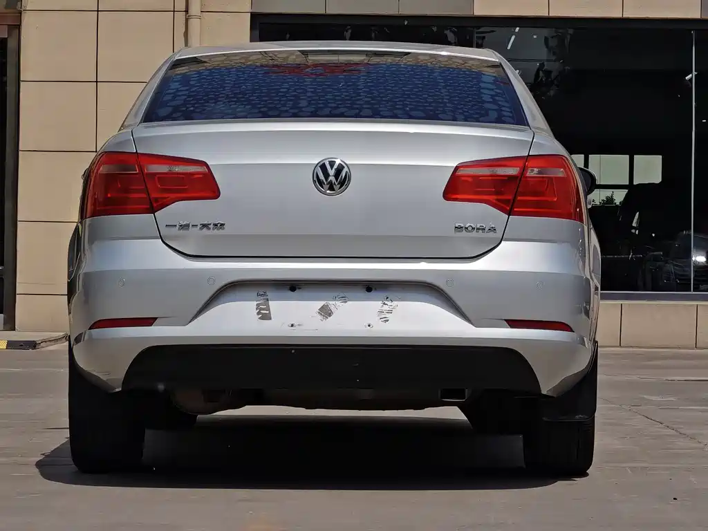 Volkswagen Bora 2014 1.6L Automatic Comfort Edition