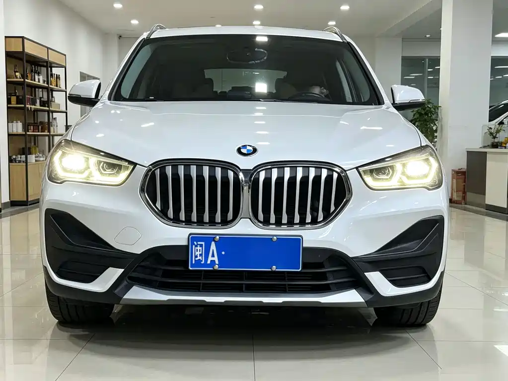 BMW X1 2021 sDrive25Li Leading Edition