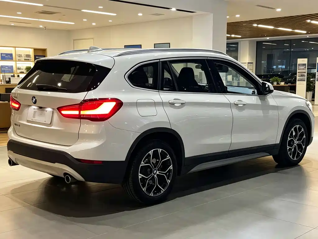 BMW X1 2021 sDrive25Li Leading Edition
